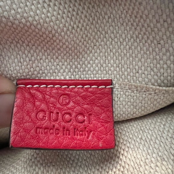 AUTHENTIC GUCCI RED SOHO CROSSBODY BAG WITH GOLD CHAIN! EUC - Picture 5 of 7